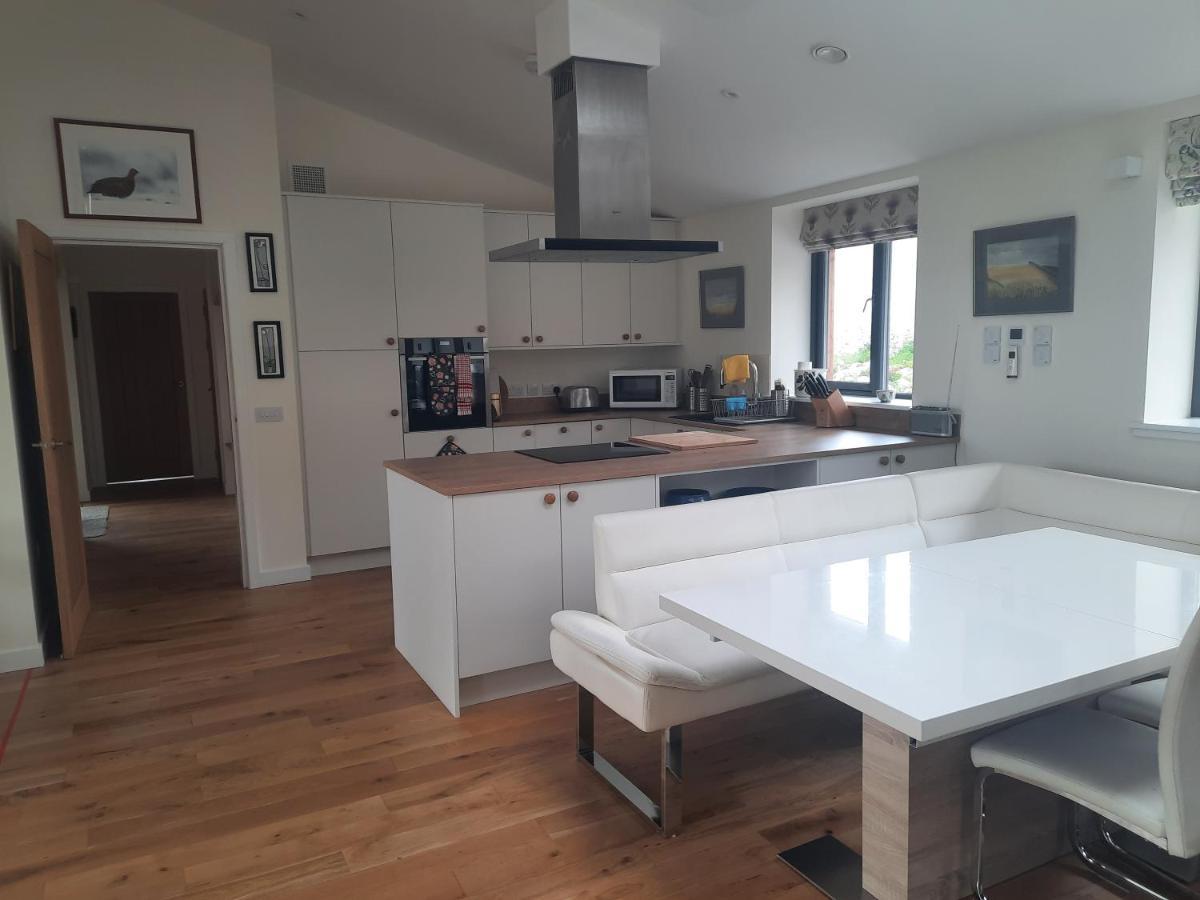 Carnmore Cottage Inverness Extérieur photo